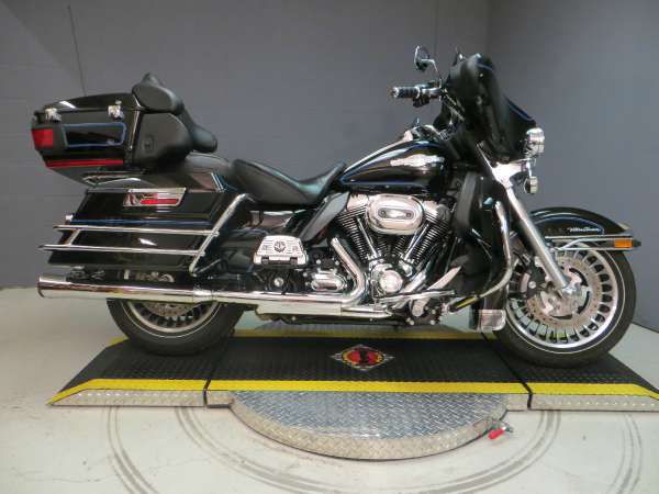 2009 harley-davidson flhtcu ultra classic electra glide