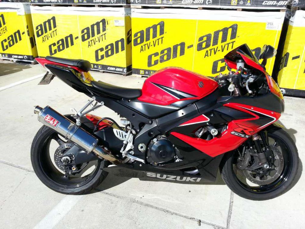 2006 suzuki gsx-r1000  sportbike 