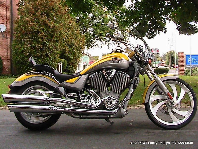 2008 victory vegas jackpot motorcycle v twin yellow