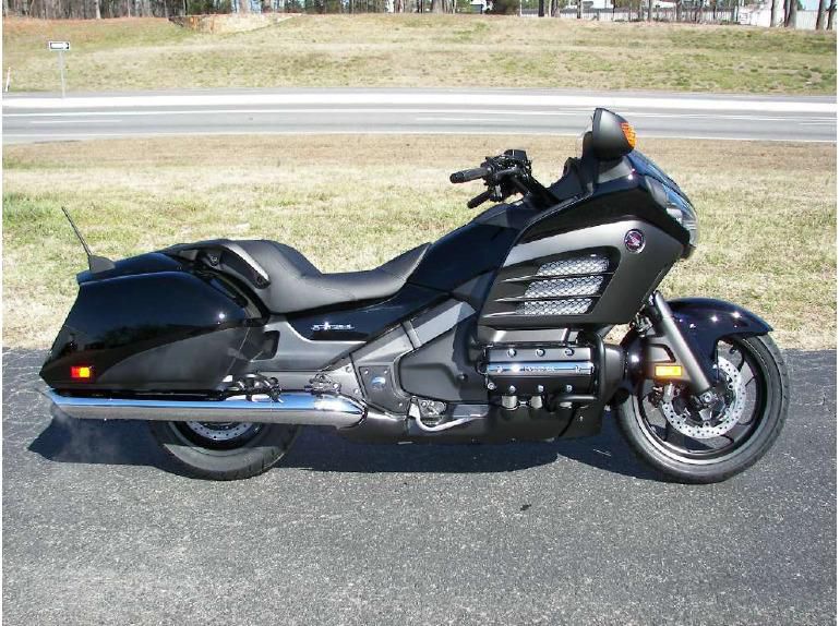 2013 honda gold wing f6b  touring 