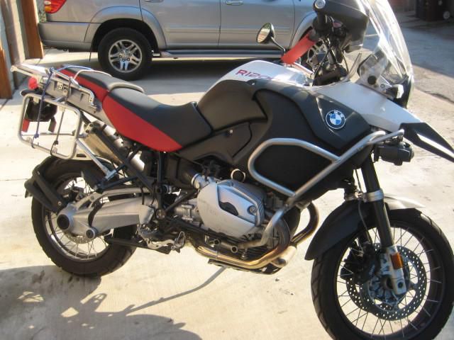 BMW R1200GS ADVENTURE - On and Off Road -Very Low mileage, Excellent condition