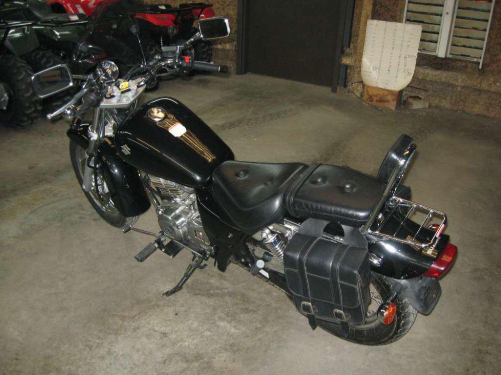 Buy 2005 Suzuki GZ250 Standard on 2040-motos