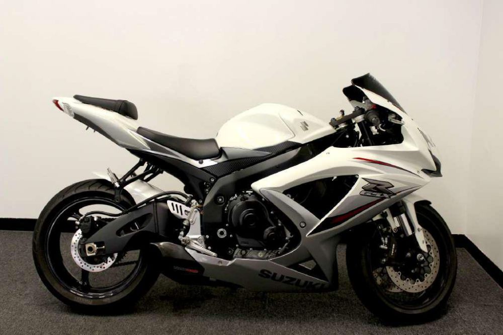 2009 Suzuki GSX-R750 Sportbike 