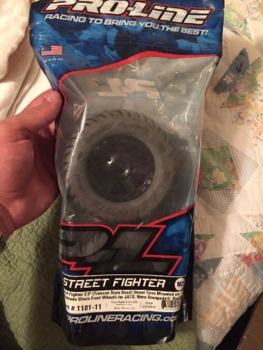 Proline 2.8 street fighter traxxas style Bead Mounted Desperado Black Front Tire