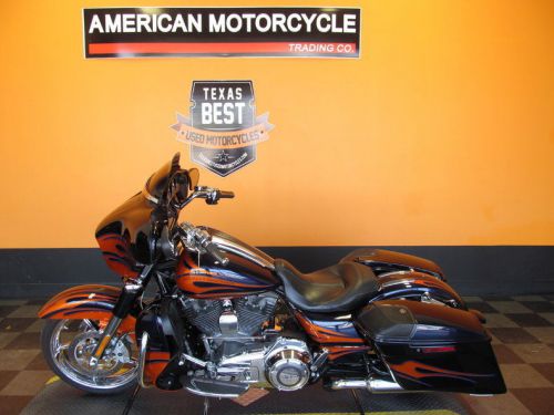 2015 Harley-Davidson CVO Street Glide - FLHXSE