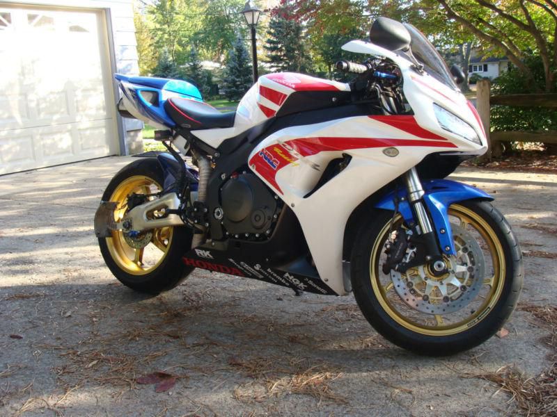 2006 honda cbr 1000rr with extras