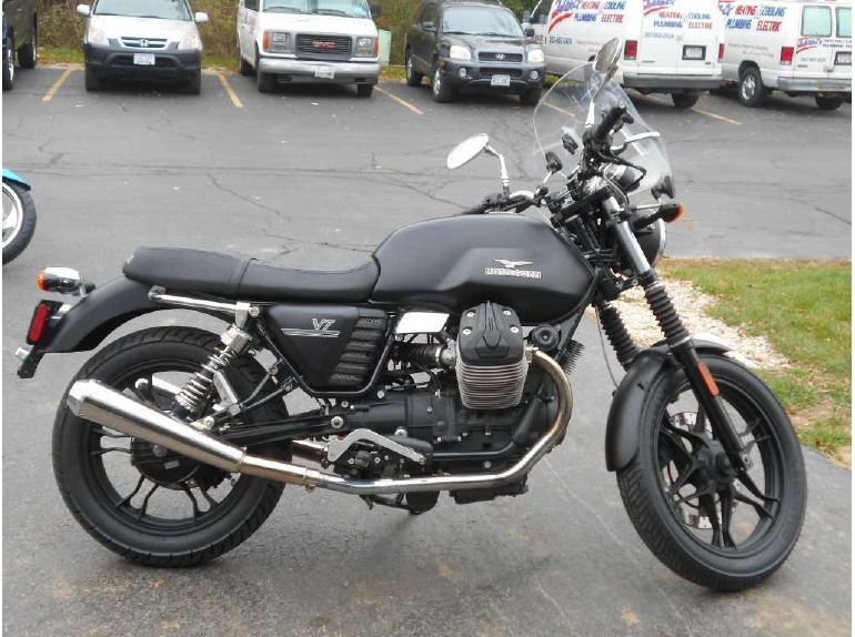 2013 Moto Guzzi V7 Stone 