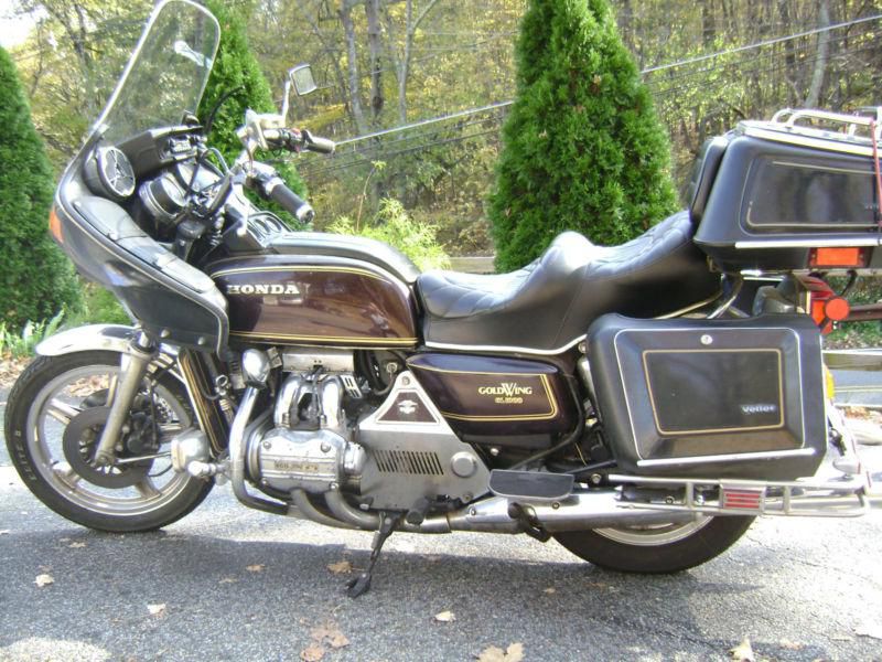 79 Goldwing ,new tires, new battery, Vetter bags and fairing, 5900 mi owned26yrs