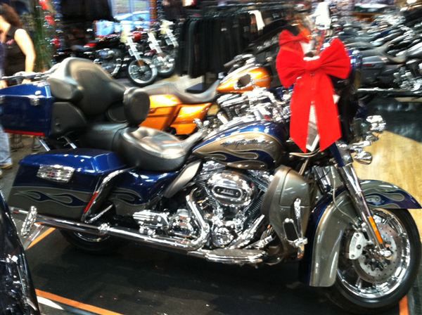 2010 harley-davidson cvo ultra classic electra glide