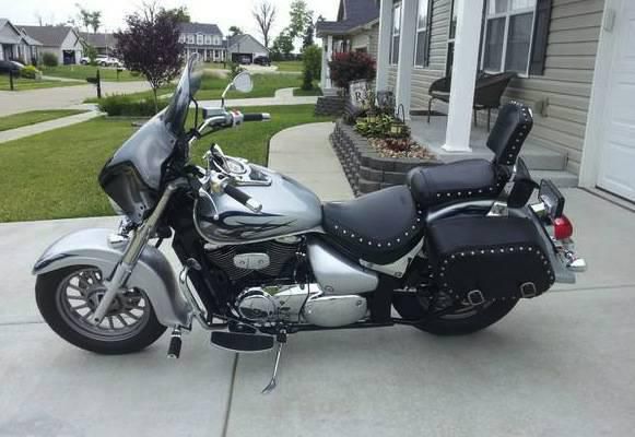 2008 suzuki boulevard; special edition