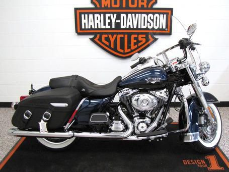 2013 Harley-Davidson Road King Classic - FLHRC Touring 