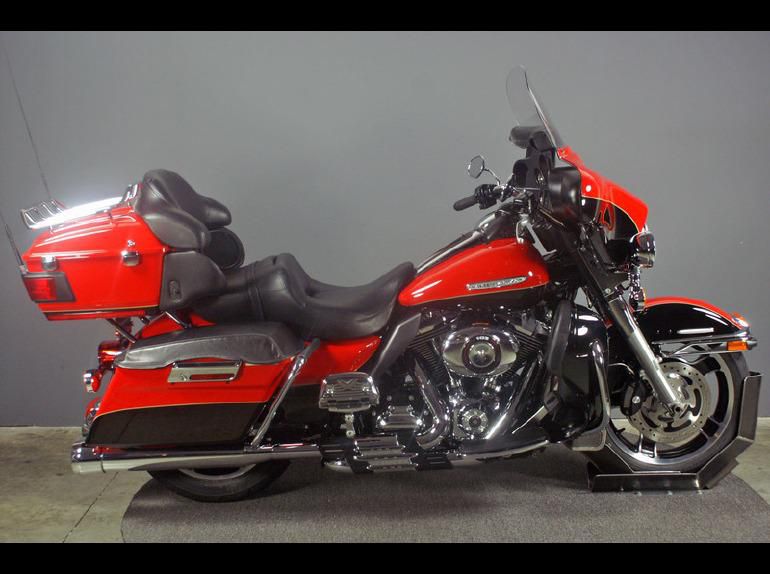 2010 Harley-Davidson FLHTK - Electra Glide Ultra Limited Touring 