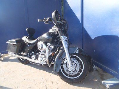 Harley-Davidson : Touring 2006 Harley Davidson FLHX Street