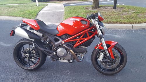 2012 ducati monster