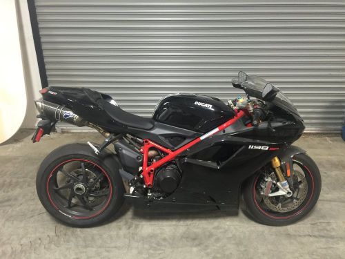 2011 ducati supersport