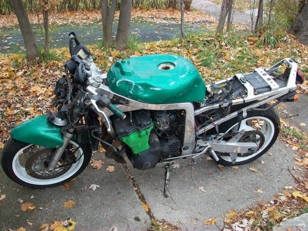 1988 Suzuki GSXR 750 for parts