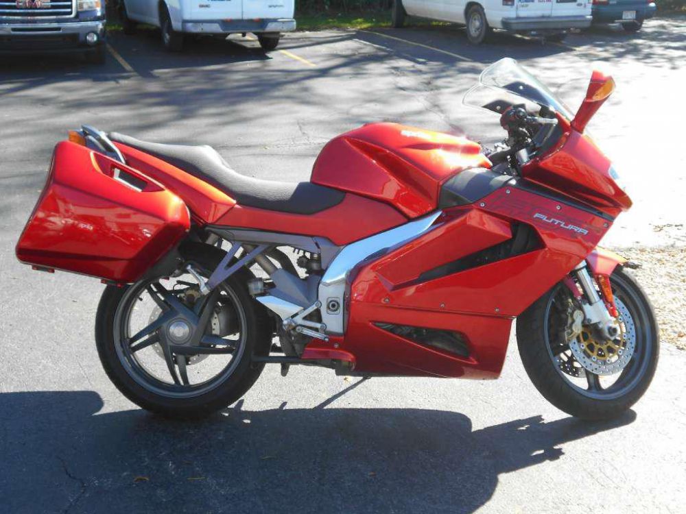 2004 Aprilia RST 1000 Futura Touring 