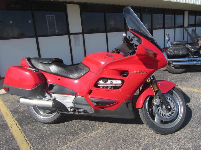 1995 Honda ST SERIES 1100 Sport Touring 