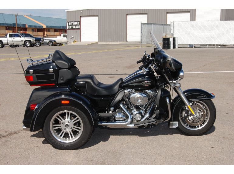 2011 harley-davidson flhtcutg 