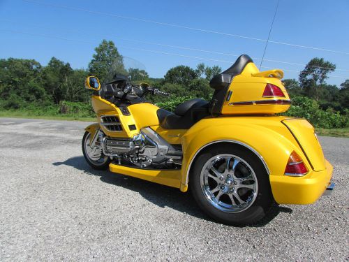 2005 honda gold wing