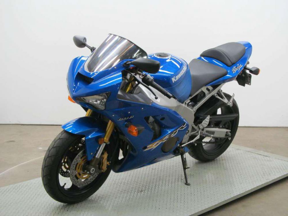 2003 Kawasaki NINJA ZX-6R 636 Sportbike 