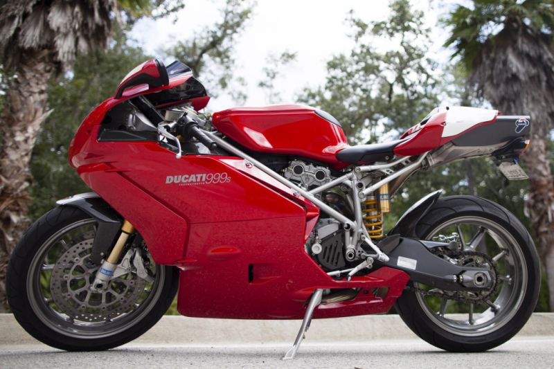 2003 ducati superbike 