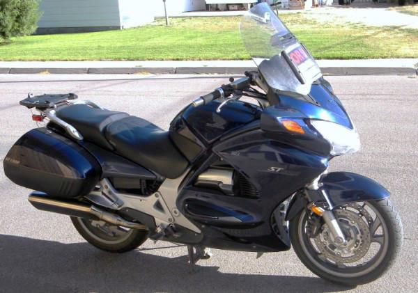 Honda 2004 Sport Touring ST1300