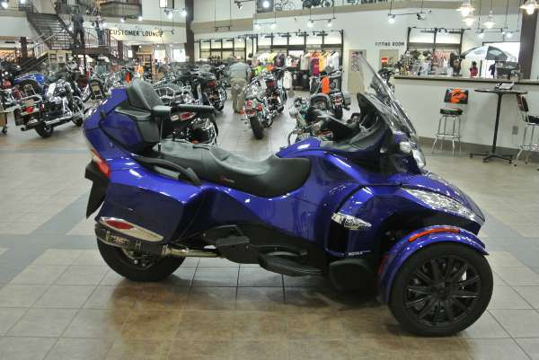 2013 can-am spyder rt sm5