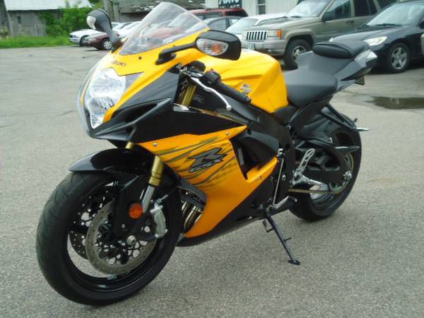 2012 suzuki gsx-r750 212 miles like new condition