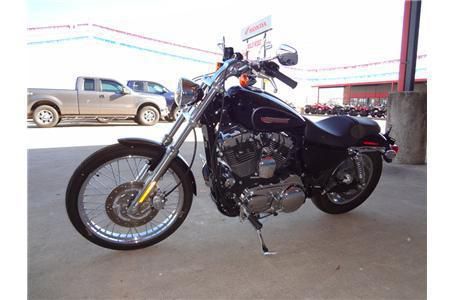 2010 Harley-Davidson XL1200C Sportster 1200 Custom Cruiser 