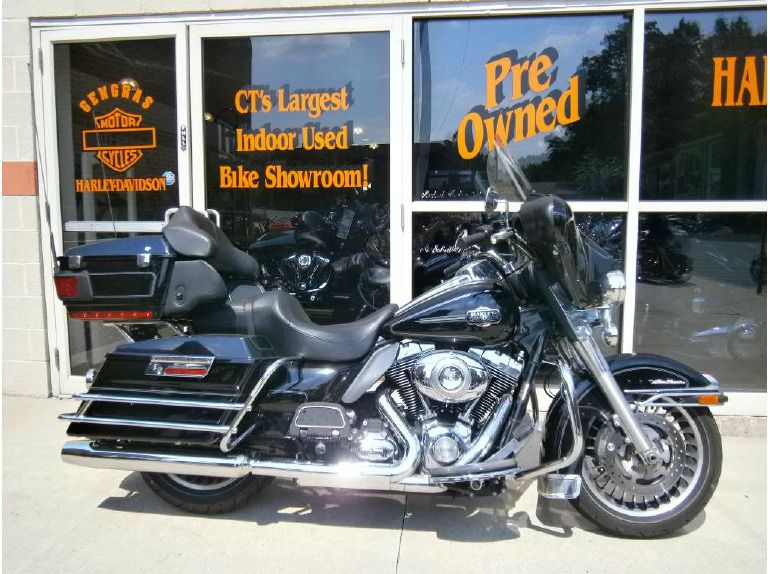 2009 Harley-Davidson FLHTCU Ultra Classic Electra Glide 