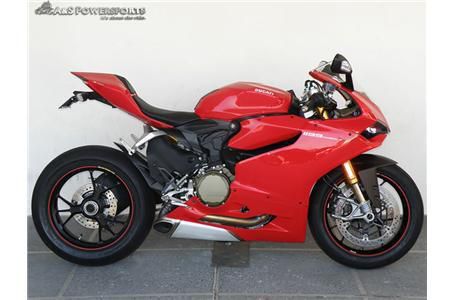 2013 Ducati Panigale 1199S Sportbike 