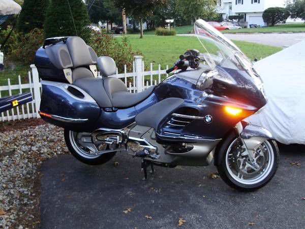 2001 Bmw k1200rs battery location