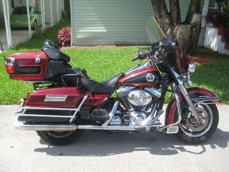 2002 harley davidson ultra glide full dresser-------priced to sell quickly------