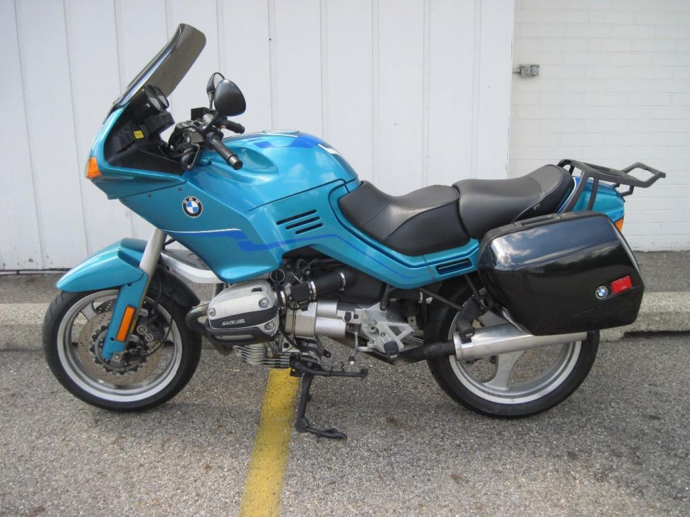 Buy 1994 BMW R 1100 RS Sport Touring on 2040-motos