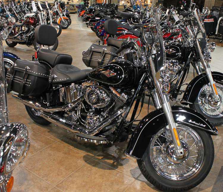 2013 harley-davidson flstc heritage softail classic  cruiser 