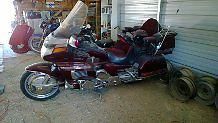 1989 HONDA GOLDWING 1500, 6 CYCLINDER WITH REVERSE, NICE