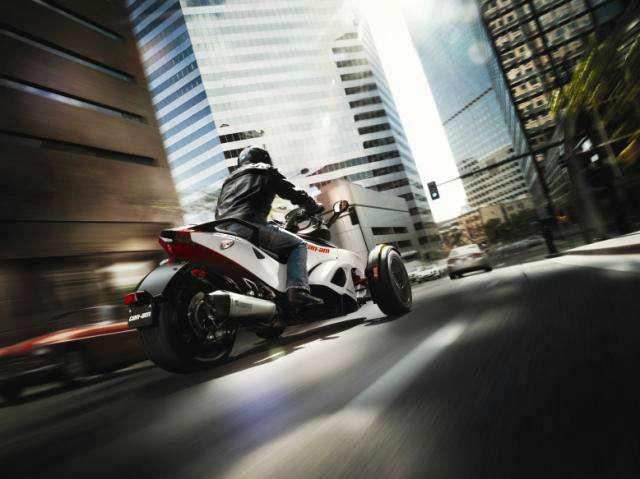 2014 Can-Am Spyder RS-S SE5 Sportbike 