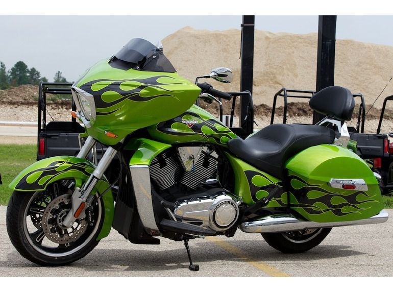 2013 victory cross country anti-freeze green with bla
