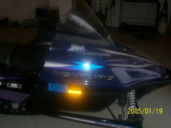2000 Yamaha Venture 700