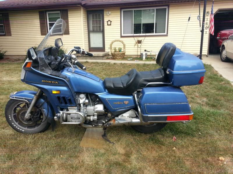 1985 honda goldwing