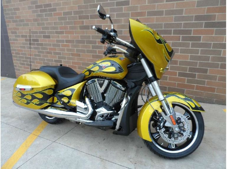 2014 victory cross country factory custom paint 