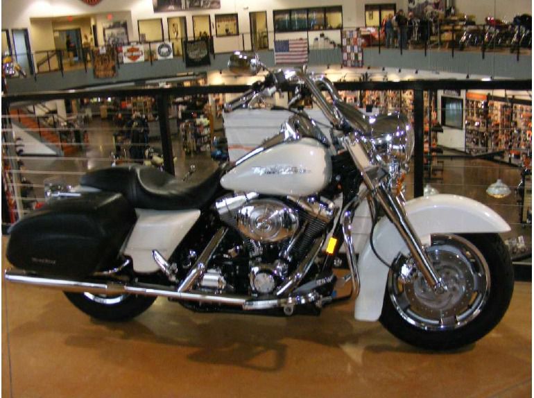 2006 Harley-Davidson FLHRS/FLHRSI Road King Custom 