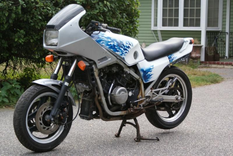 Buy 1984 Honda VF700F Interceptor - With Title on 2040-motos