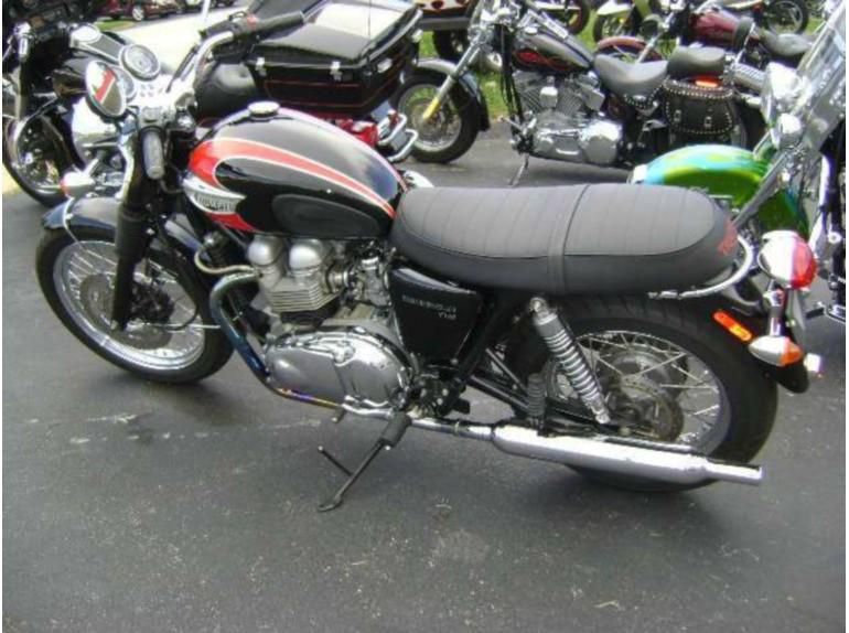 2007 triumph bonneville t-100  cruiser 