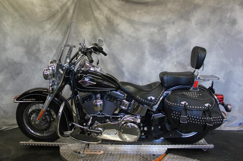 2009 Harley-Davidson FLSTC - Heritage Softail Cruiser 