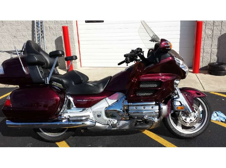 2006 honda gold wing premium audio (gl18p) 