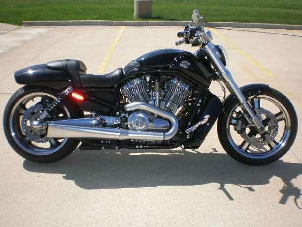 2009 harley-davidson vrscf v-rod muscle  cruiser 