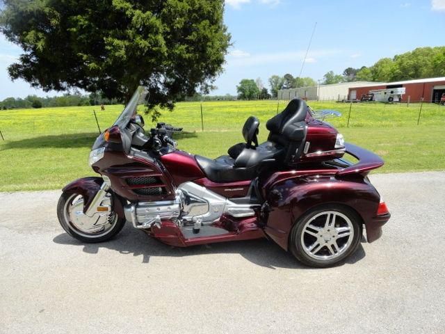 2008 honda goldwing gl1800 cabernet red hannigan trike