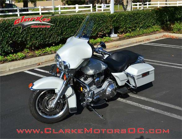 2006 Harley Davidson Electra Glide FLHTI Loaded Extras Super Clean